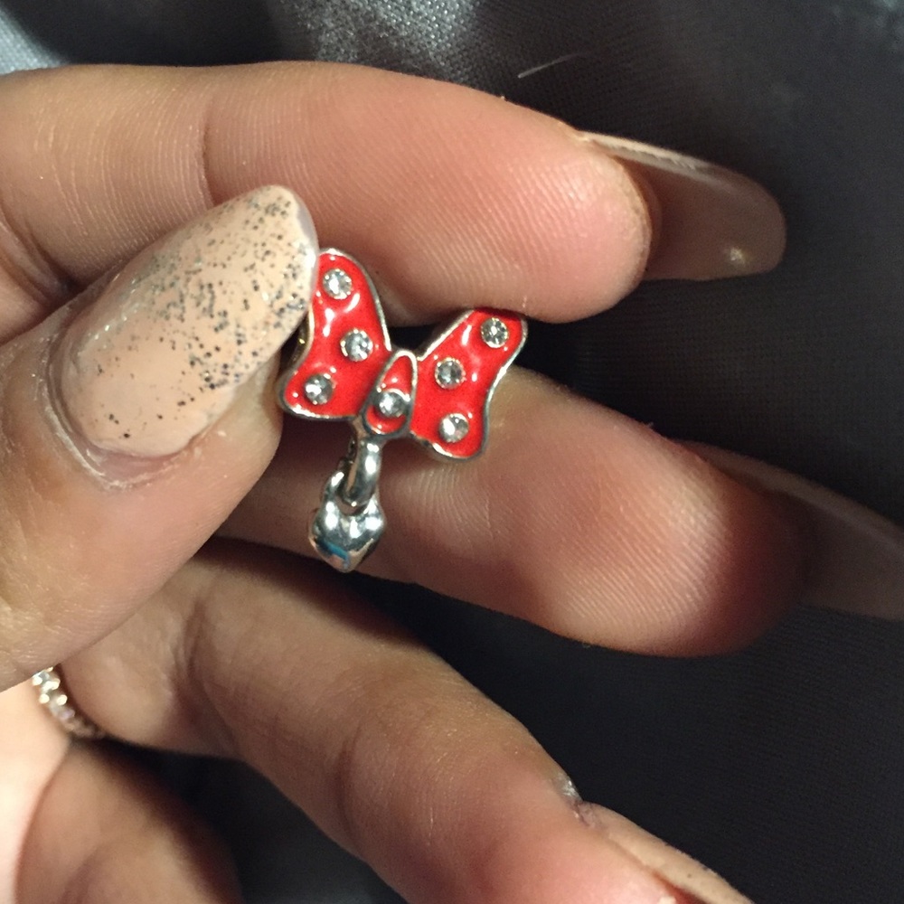 Minnie bow